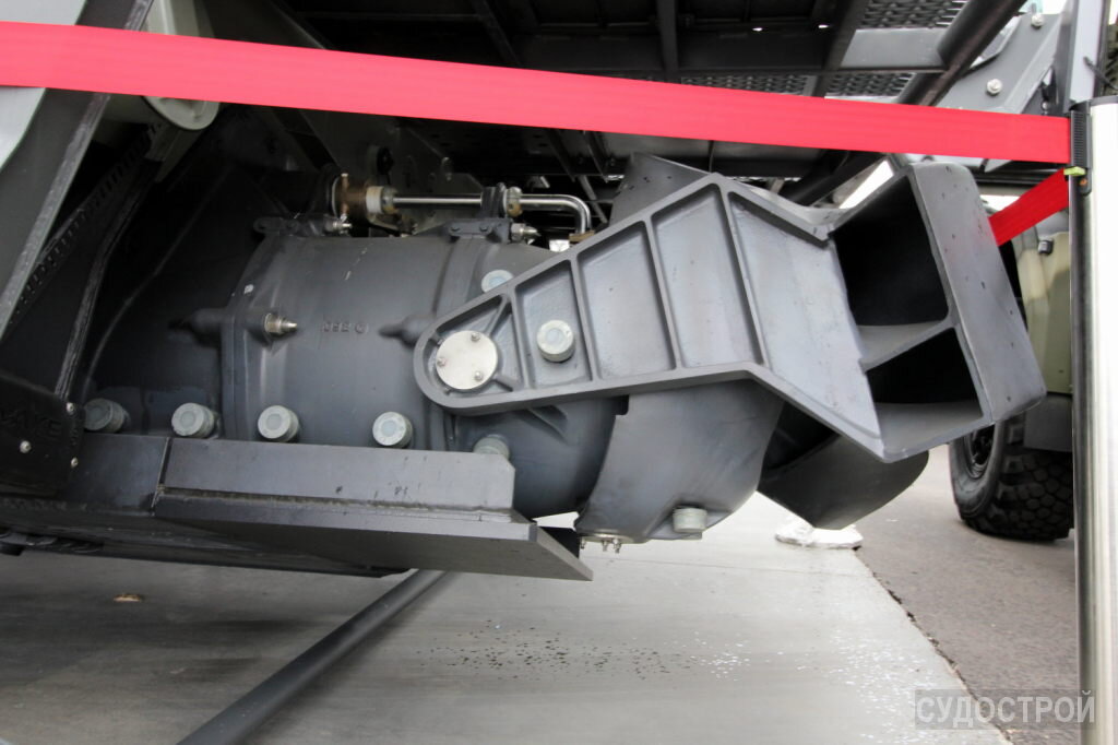 Водомётный движитель десантно-штурмового катера БК-16