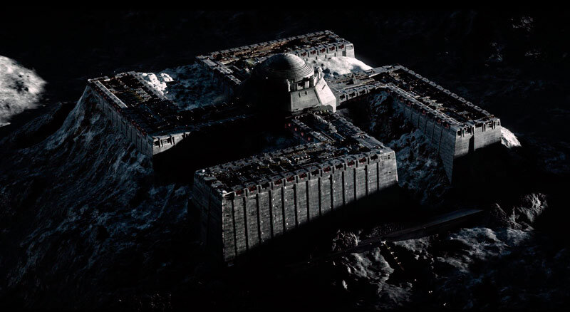 Это версия космической базы на Луне построенной рабами нацистов рейха... Не подтвердилась что именно такой формы...