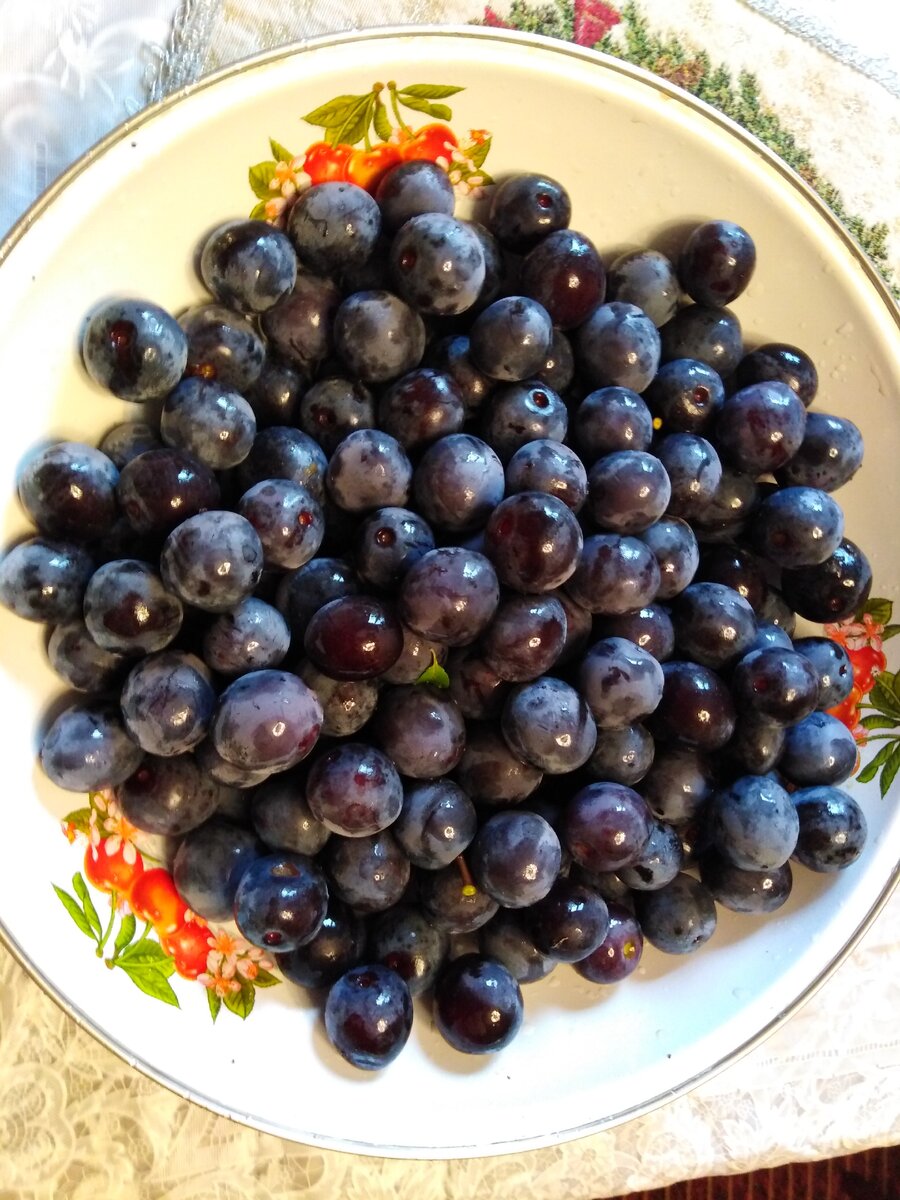 Вкусная терпкая ягода