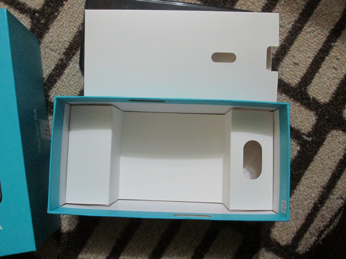 Что внутри коробки 