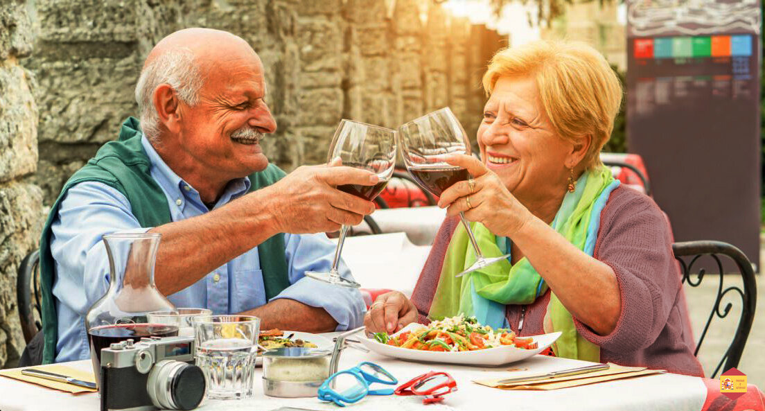 пожилые люди, отдых пенсионеров