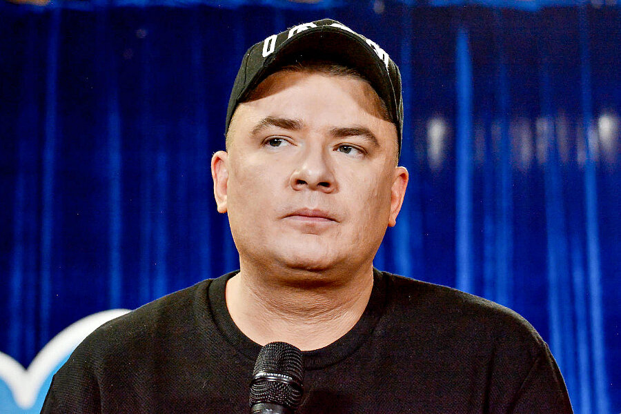 Андрей Данилко уже не раз заявлял: "Ухожу на покой!". Но пока не ушел.