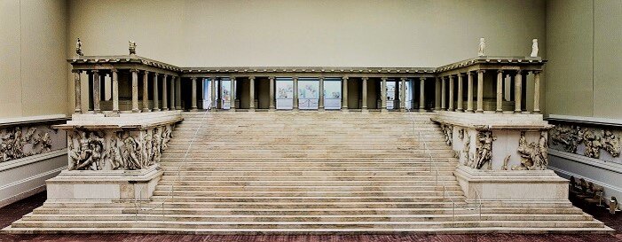 Пергамский алтарь Зевса