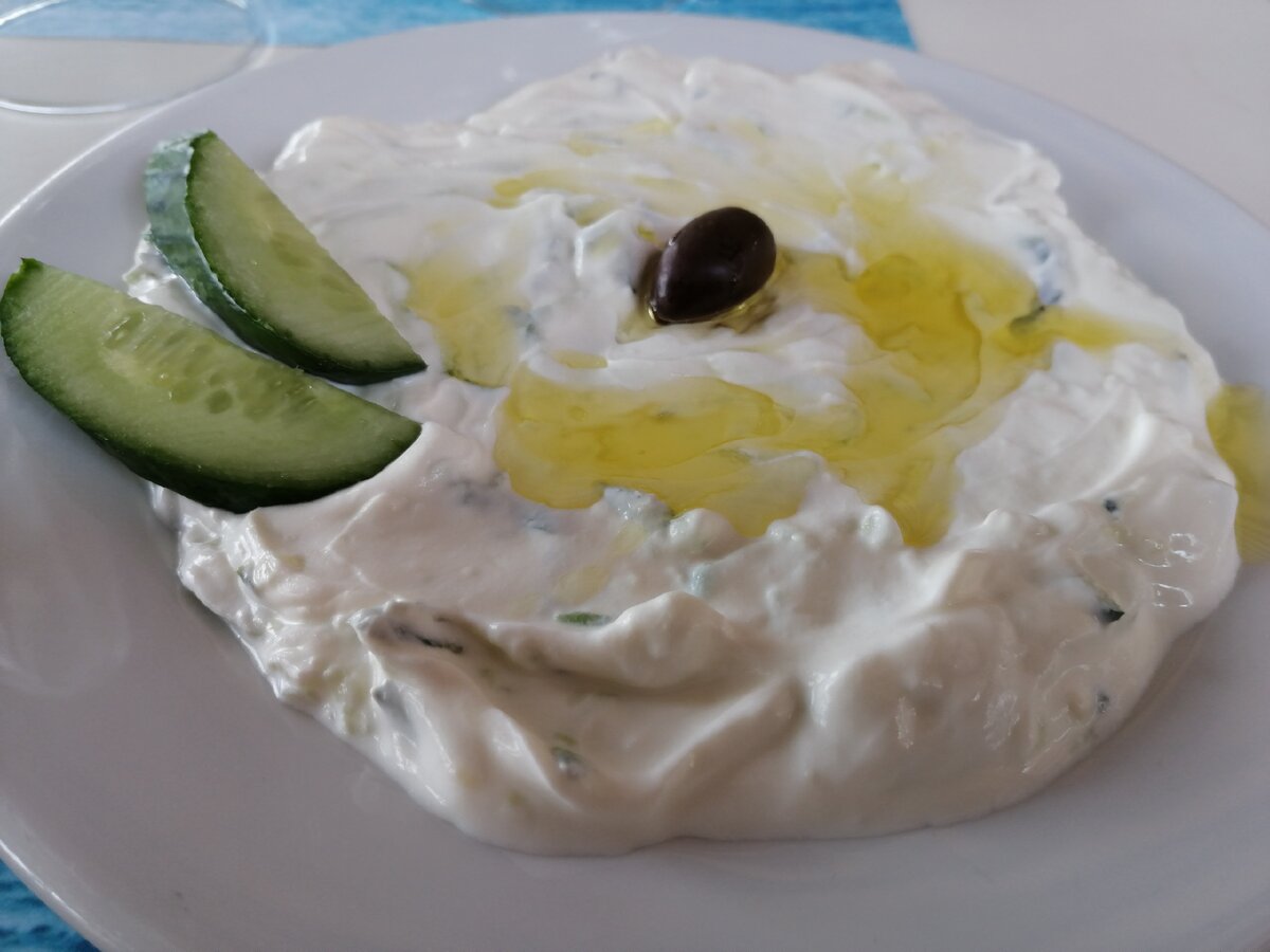 Обед в критской таверне. фото Света Давыдова 