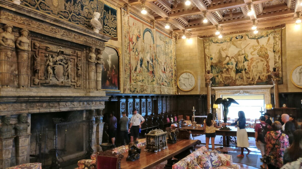 США. Сан Симеон. Замок Херста.Гостинная