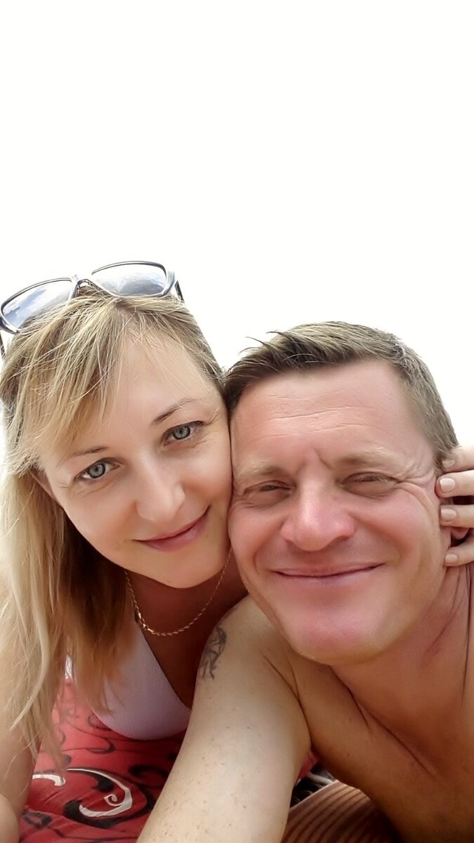 На черногорском пляже.