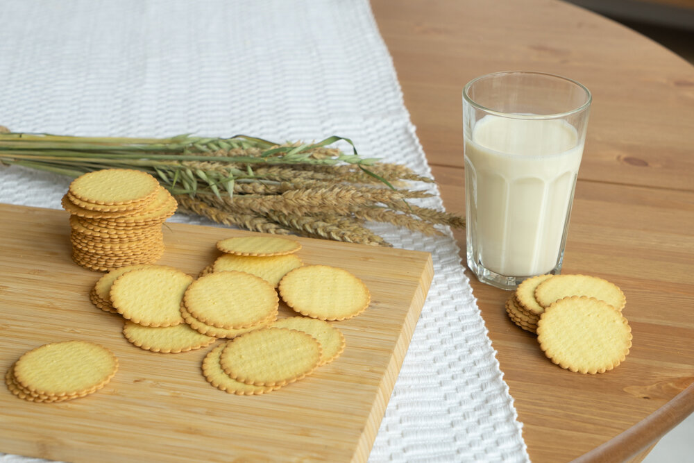 Соевое молоко Bite + галеты "Яблочная шарлотка"