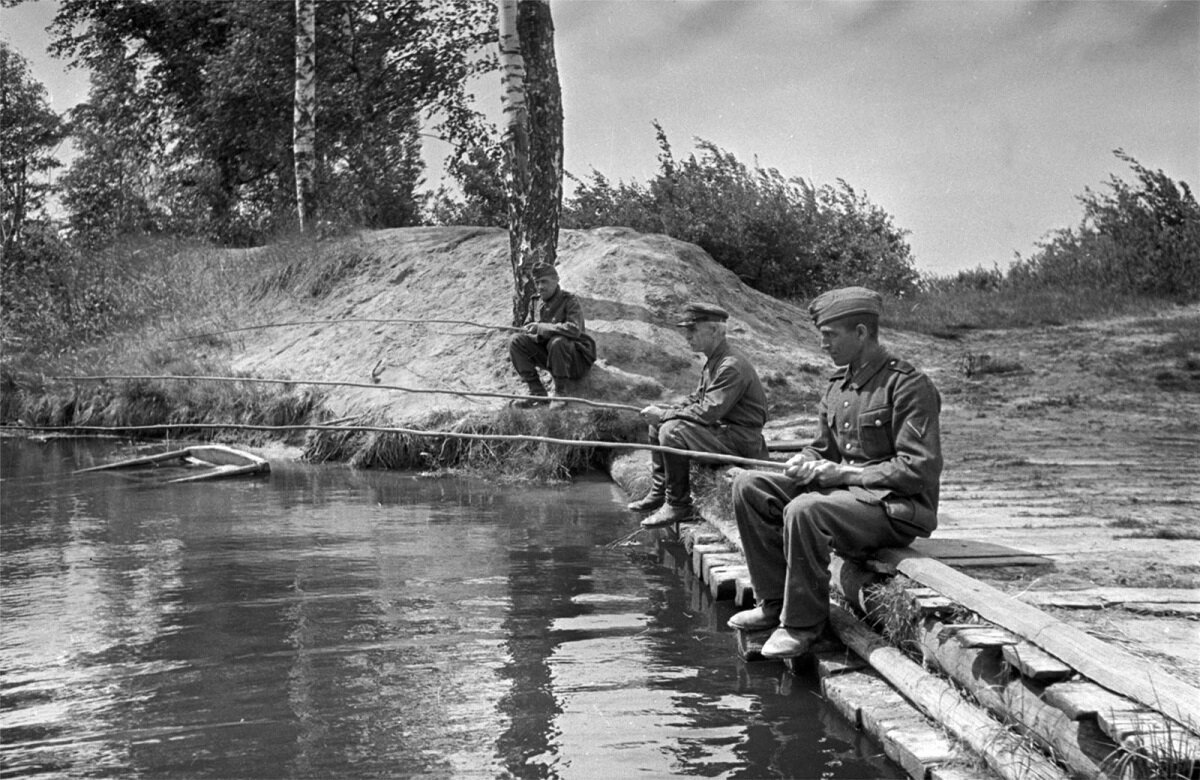 Фото из лагеря немецких военнопленных.