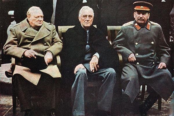 Ялтинская конференция: Черчилль, Рузвельт и Сталин. Январь 1945 года