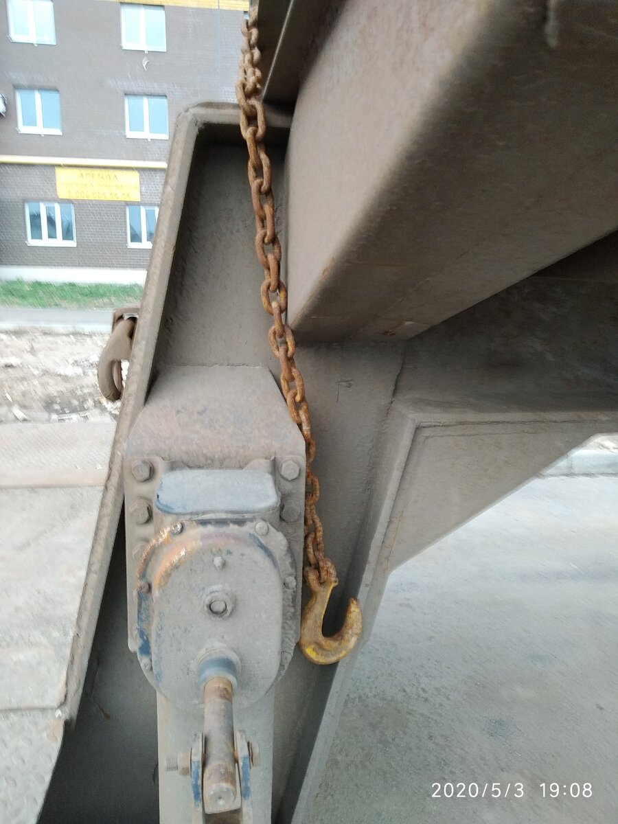 Пример: Подвижная "самоочищающаяся" цепь заржавела сильнее, чем покрытый "защитным слоем грязи" корпус.(тут конечно много других нюансов, но логика думаю ясна)