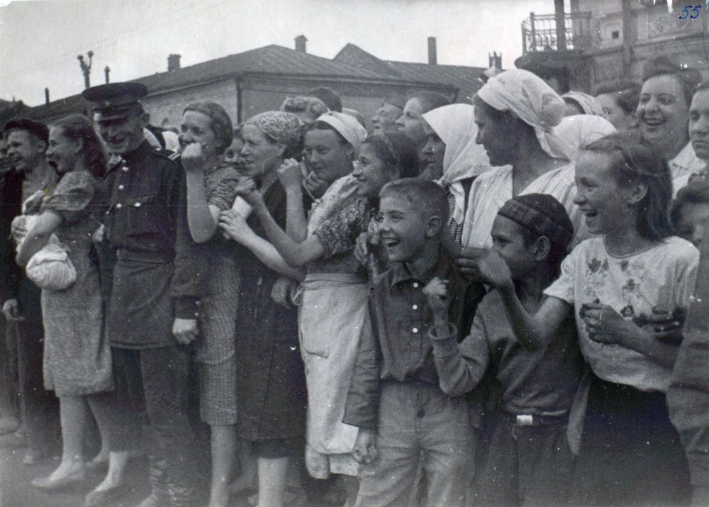 Парад военнопленных в Москве 1944. 17 Июля 1944 парад военнопленных в Москве. Пленные немцы в Москве 1944. Марш пленных в Москве 1944 немцев.