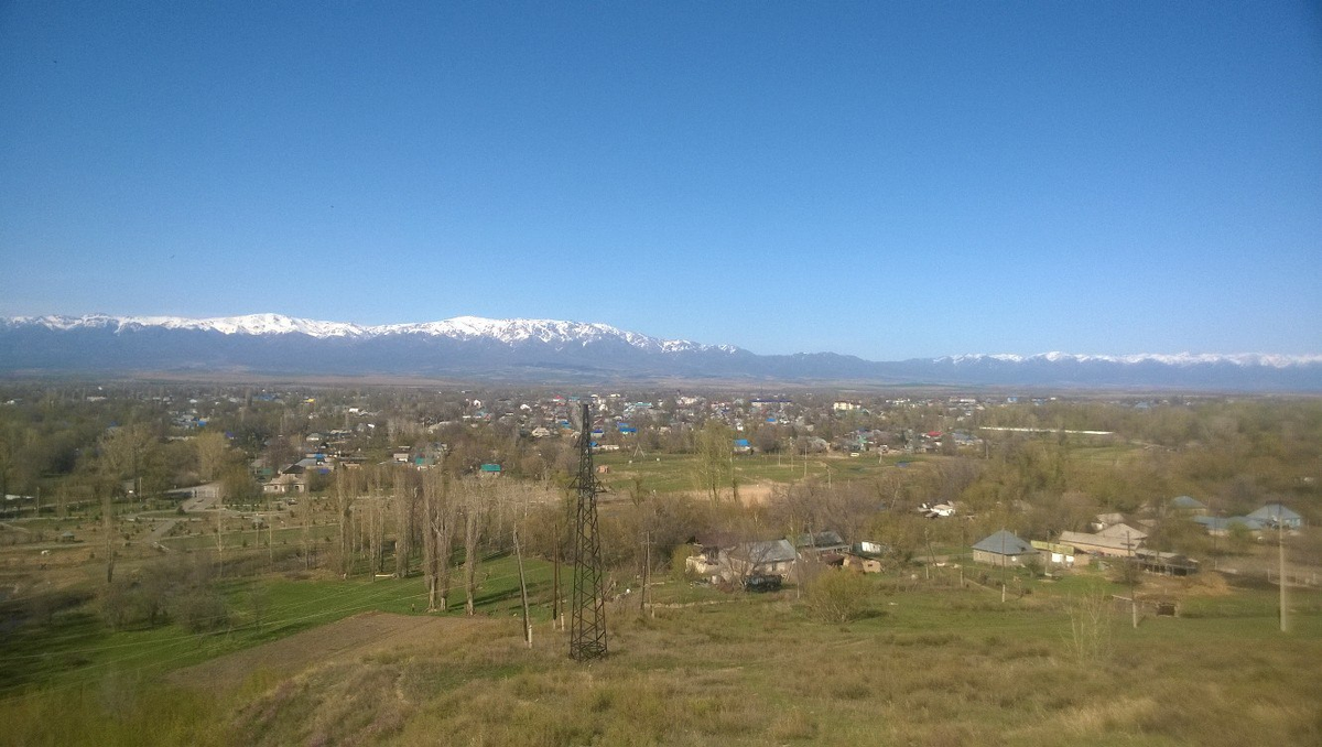 Село Урджар, вид с холмов.