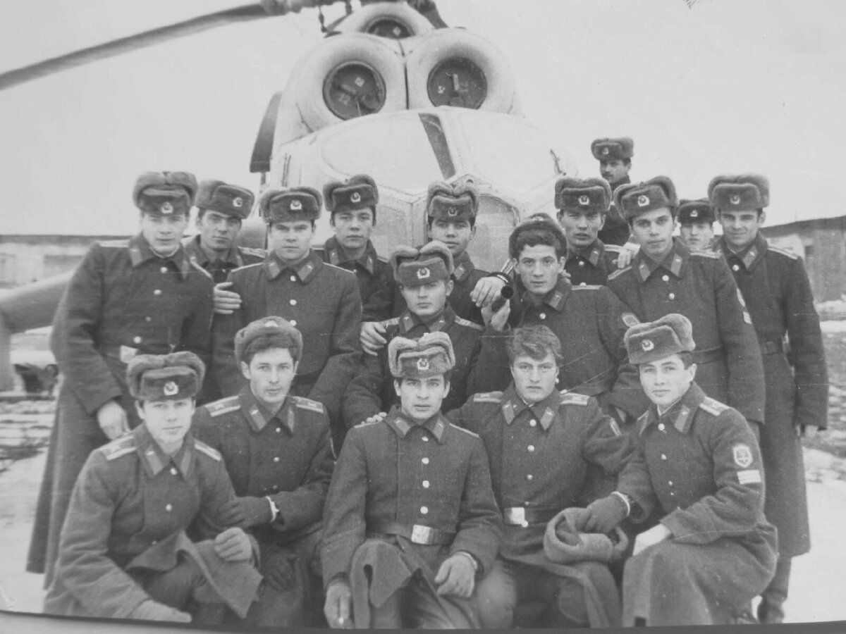 Саратовское высшее военное авиационное училище лётчиков выпуск 1979