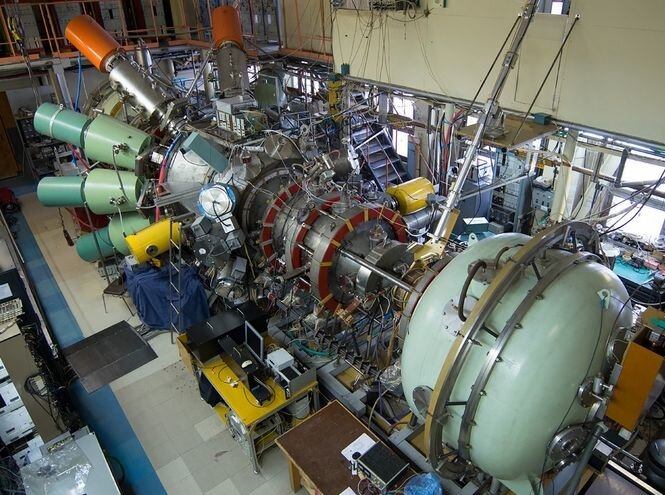 Установка "Газодинамическая Ловушка" (ГДЛ).  Институт ядерной физики имени Г. И. Будкера СО PAH.