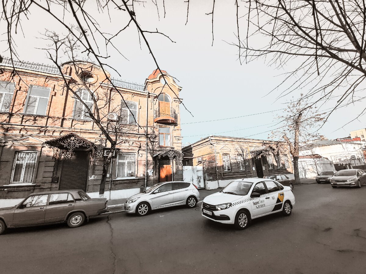 Фото, сделанное в нужное время, когда пробок нет