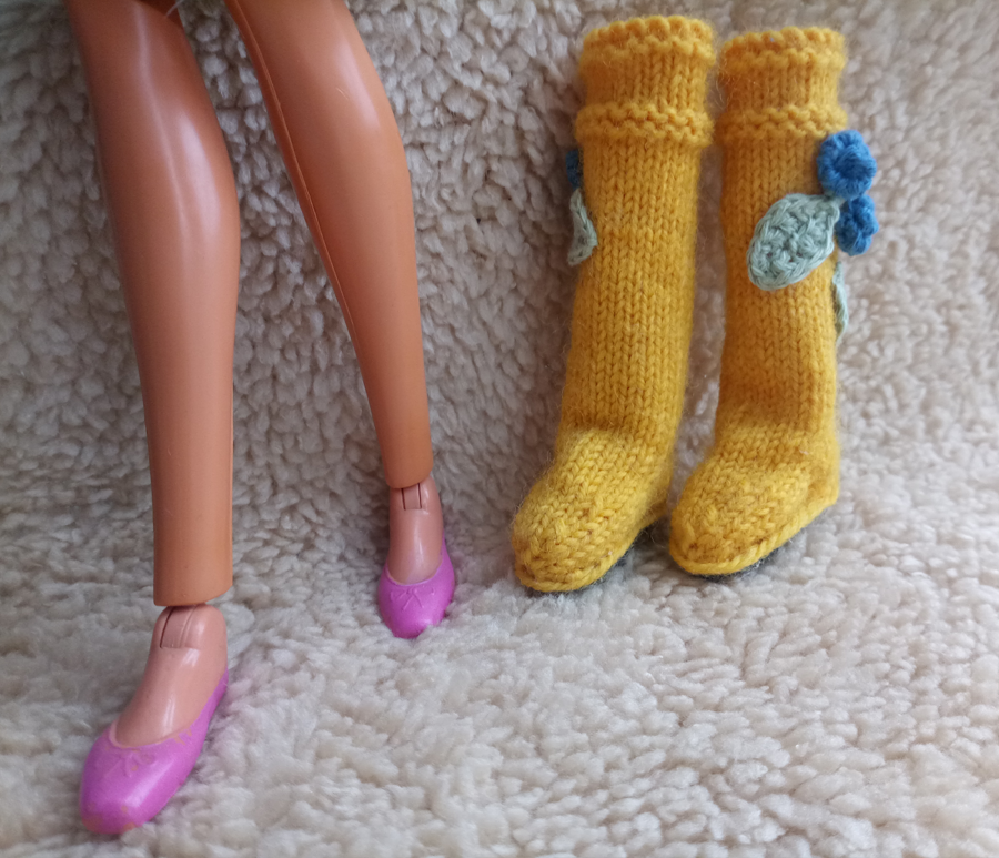 Ножки балерины в пуантах, которые не снимаются :)