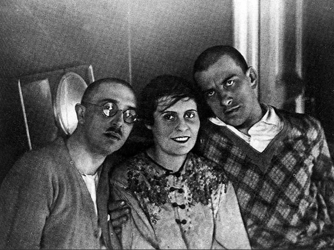 Осип и Лиля Брик, Маяковский. Яндекс картинки