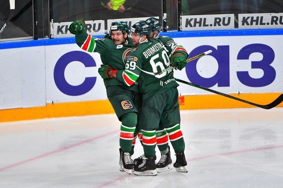     Теперь «Ак Барс» занимает третье место в турнирной таблице Восточной конференции КХЛ. Фото: ak-bars.ru