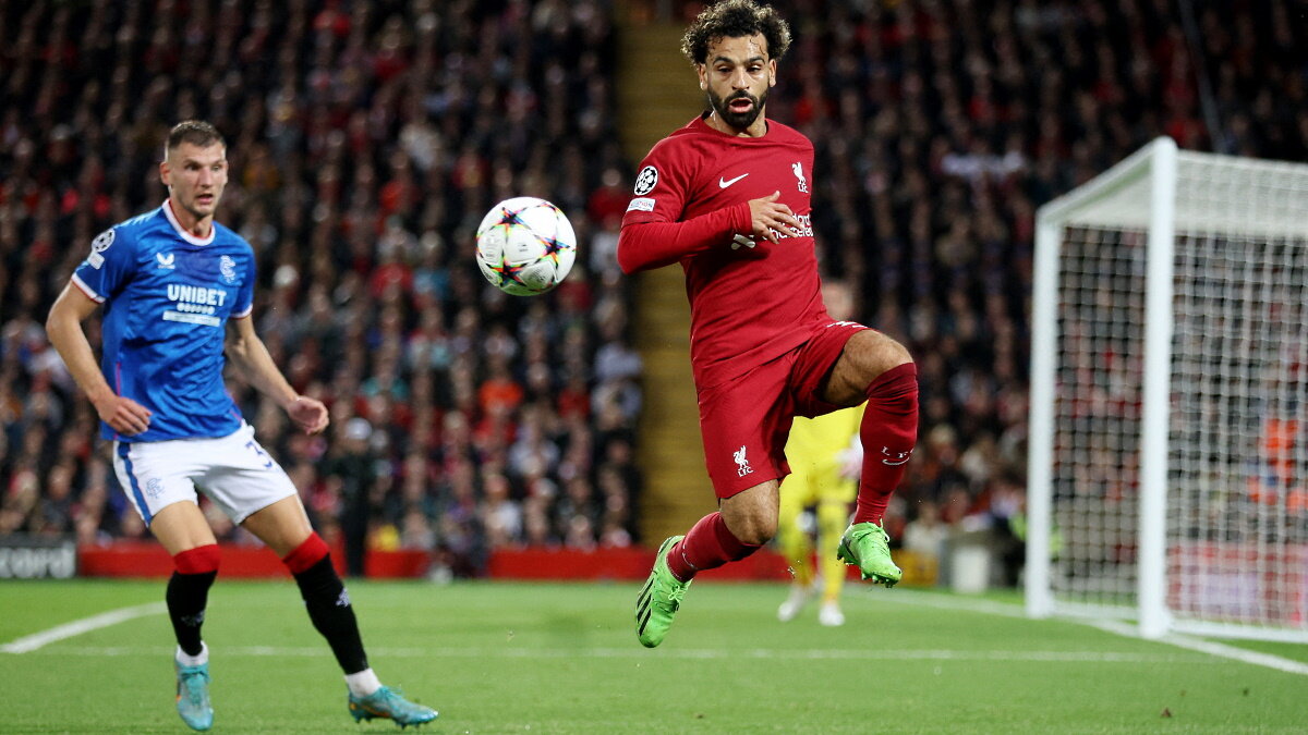    Мохамед Салах в атаке в матче "Ливерпуль" - "Рейнджерс". Фото: REUTERS