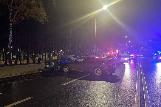    Насмерть сбивший беременную женщину и ребенка в Москве водитель был пьян, ехал на красный свет и пытался скрыться