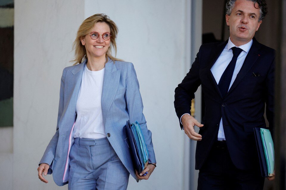     Минэнерго Франции объявило о завершении топливного кризиса в стране  REUTERS