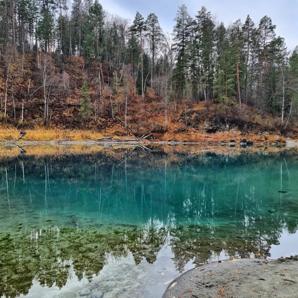 Одно из озер. Фото сделано в осенний период