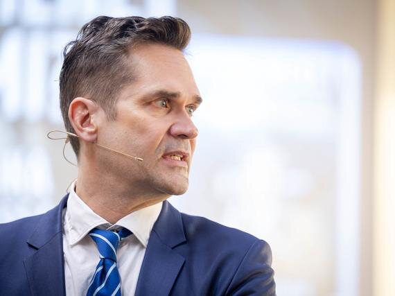 Россия пребывает в похмелье, — считает директор Института международных отношений Финляндии Мика Аалтола. Фото:  Jani Korpela