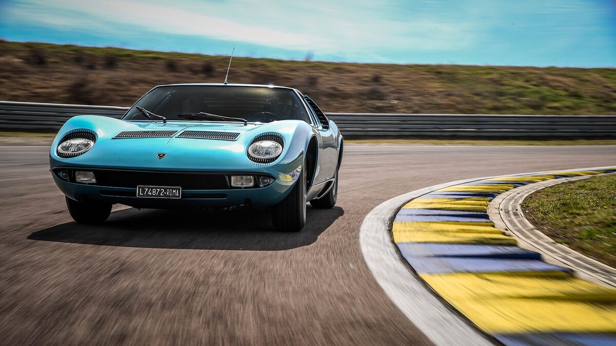 Lamborghini Miura