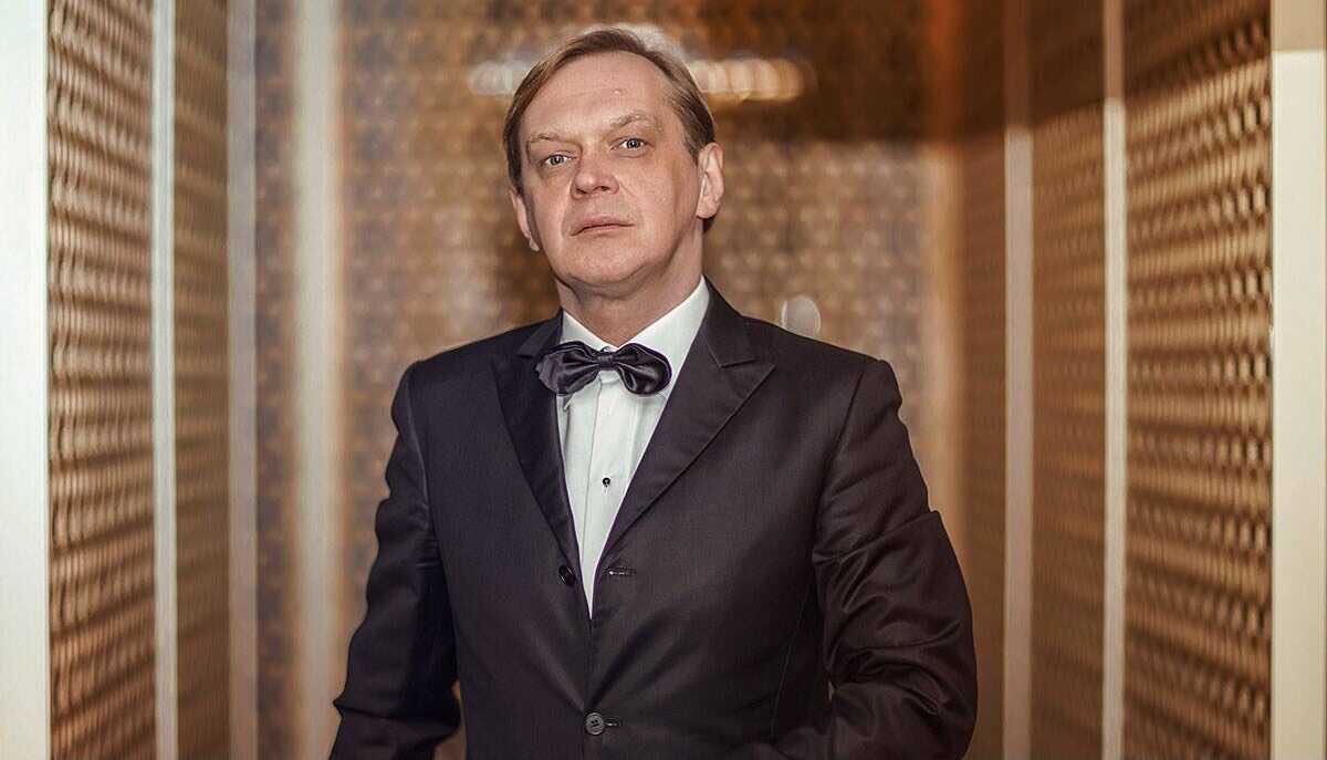 Михаилом горевым фото
