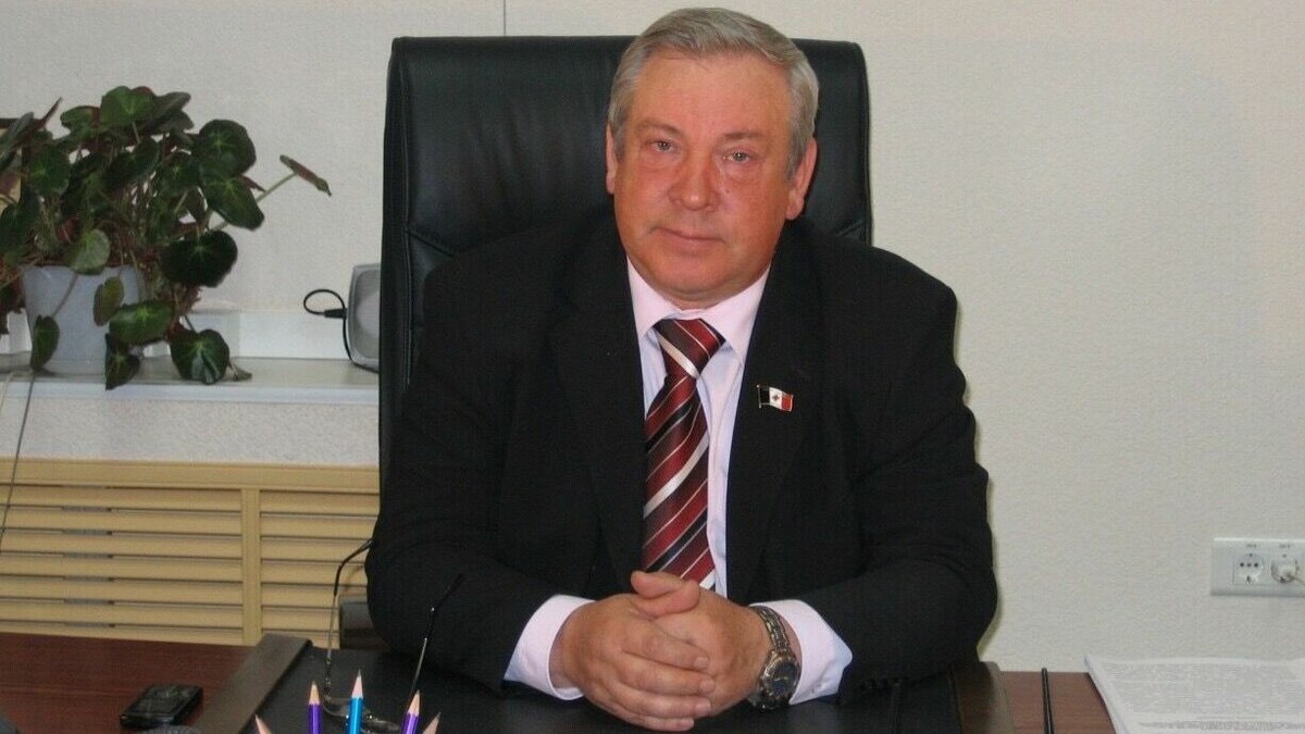     В Удмуртии на 77-м году жизни скончался депутат республиканского парламента третьего и четвертого созывов Владимир Моряков.