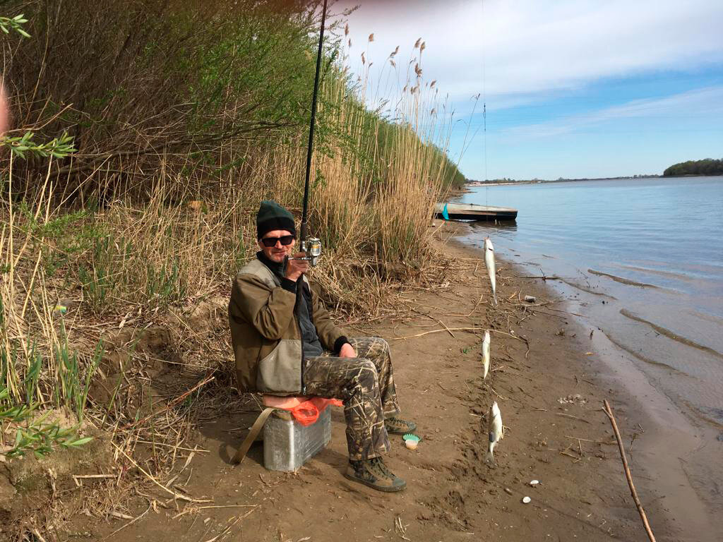 Тишь да  гладь, да  Божья благодать. И сумасшедшая рыба.