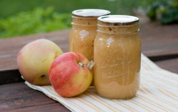 Яблочное пюре впрок - для маленьких и взрослых