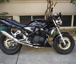 Обзор мотоцикла Suzuki GSF 400 Bandit 1991: характеристики, преимущества, особенности [Мотоциклы moto]