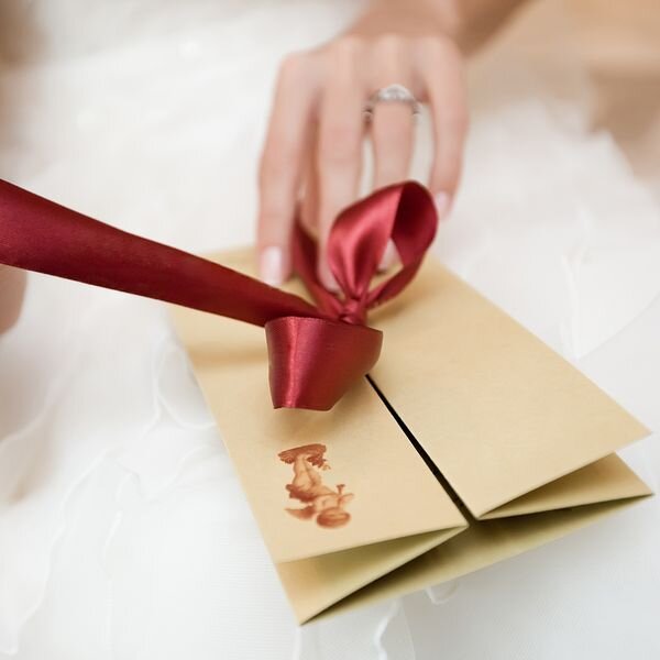 Подарок на свадьбу. Источник фото Яндекс картинки. 