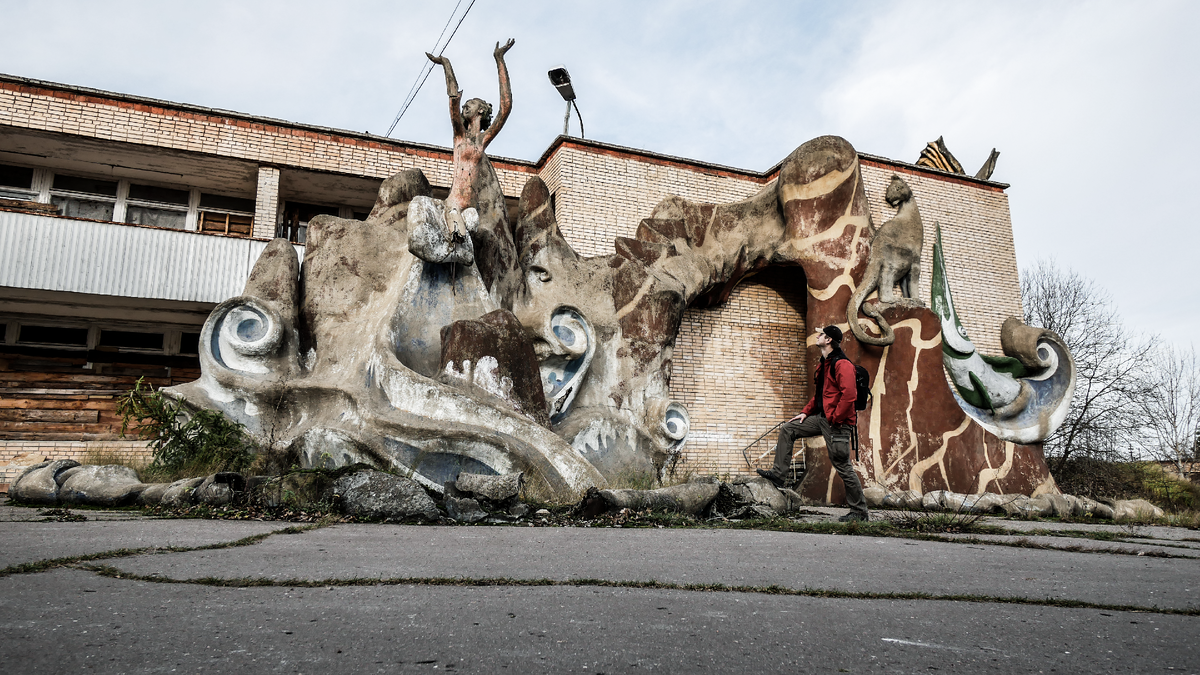 Интерьер главного корпуса 