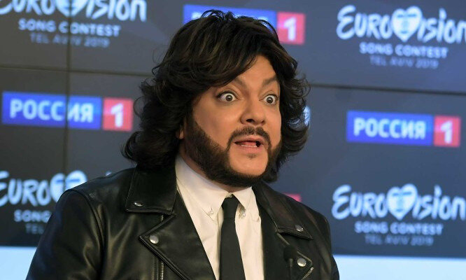 Знаменитости, Долг Киркорова 