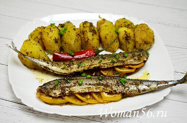   запеченная сайра с картошкой