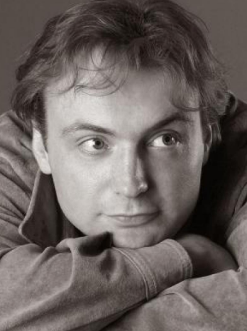 Исполнитель главной роли в фильме "Все будет хорошо" разбился в ДТП - Российская