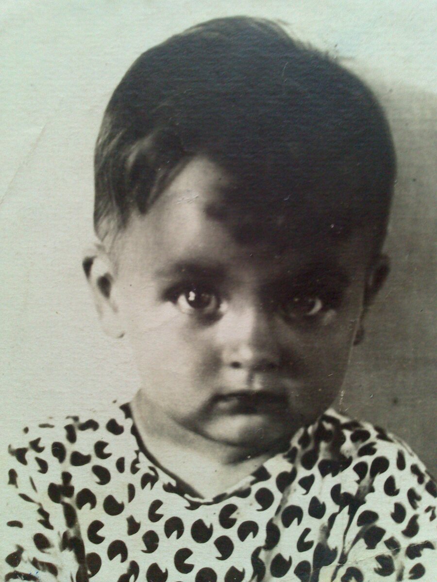 Эля маленькая