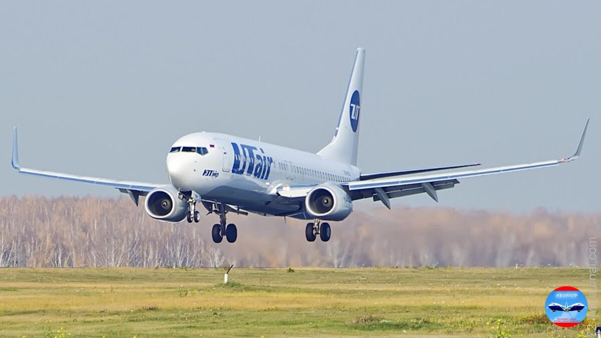 Utair 737. Самолёт Boeing 737-800. Boeing 737 UTAIR. ЮТЭЙР 737-800. Самолёт Боинг 737-800 ЮТЭЙР.