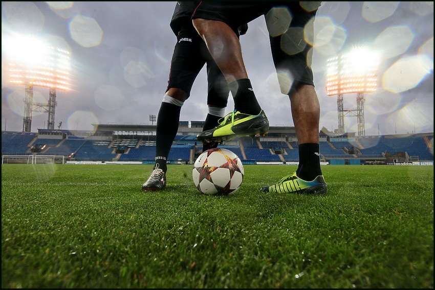 Видео тренировки по футболу. Футбол тренировка. Картинки футбольные тренировки. Персональная тренировка футбол. Тренировочный процесс в футболе.