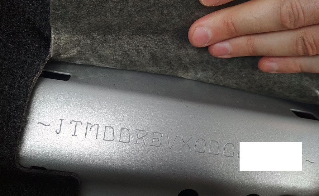 Номер кузова на Тойота рав 4. Кузов XA40. Фото из открытых источников