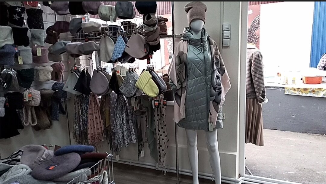 скрин с видео