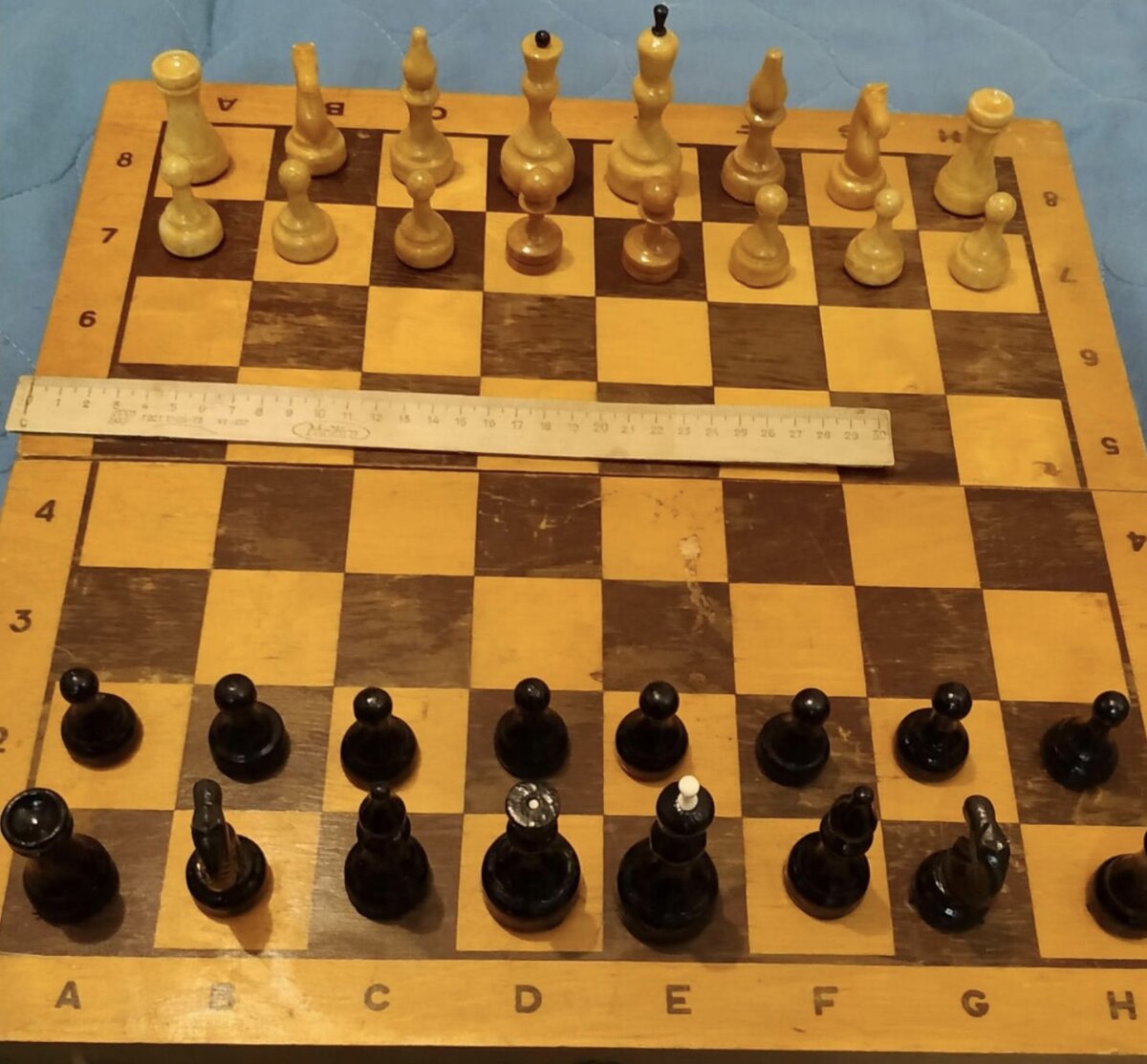 Шахматы СССР, дерево. Фото: avito.ru