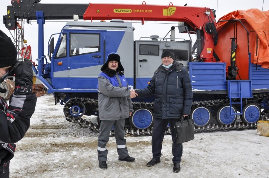 «Газпром» начал испытывать новый гусеничный вездеход производства «Курганмашзавод»