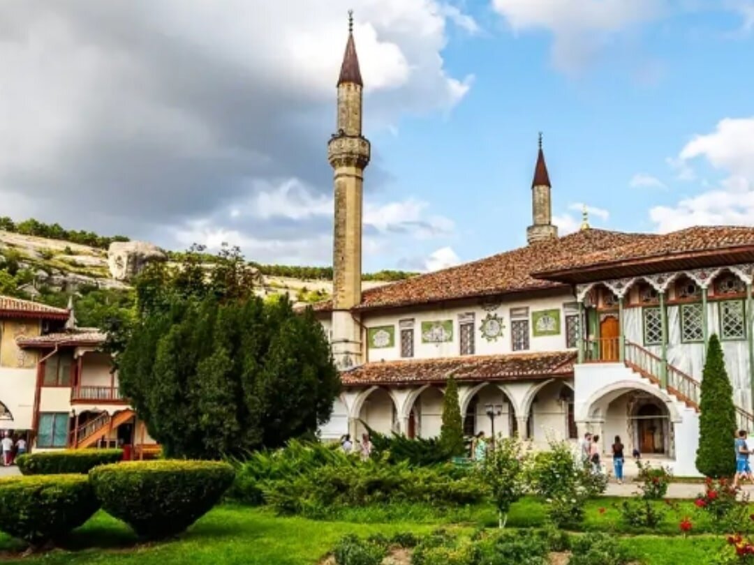 Бахчисарайский Ханский Дворец. Фото: Яндекс. Картинки.