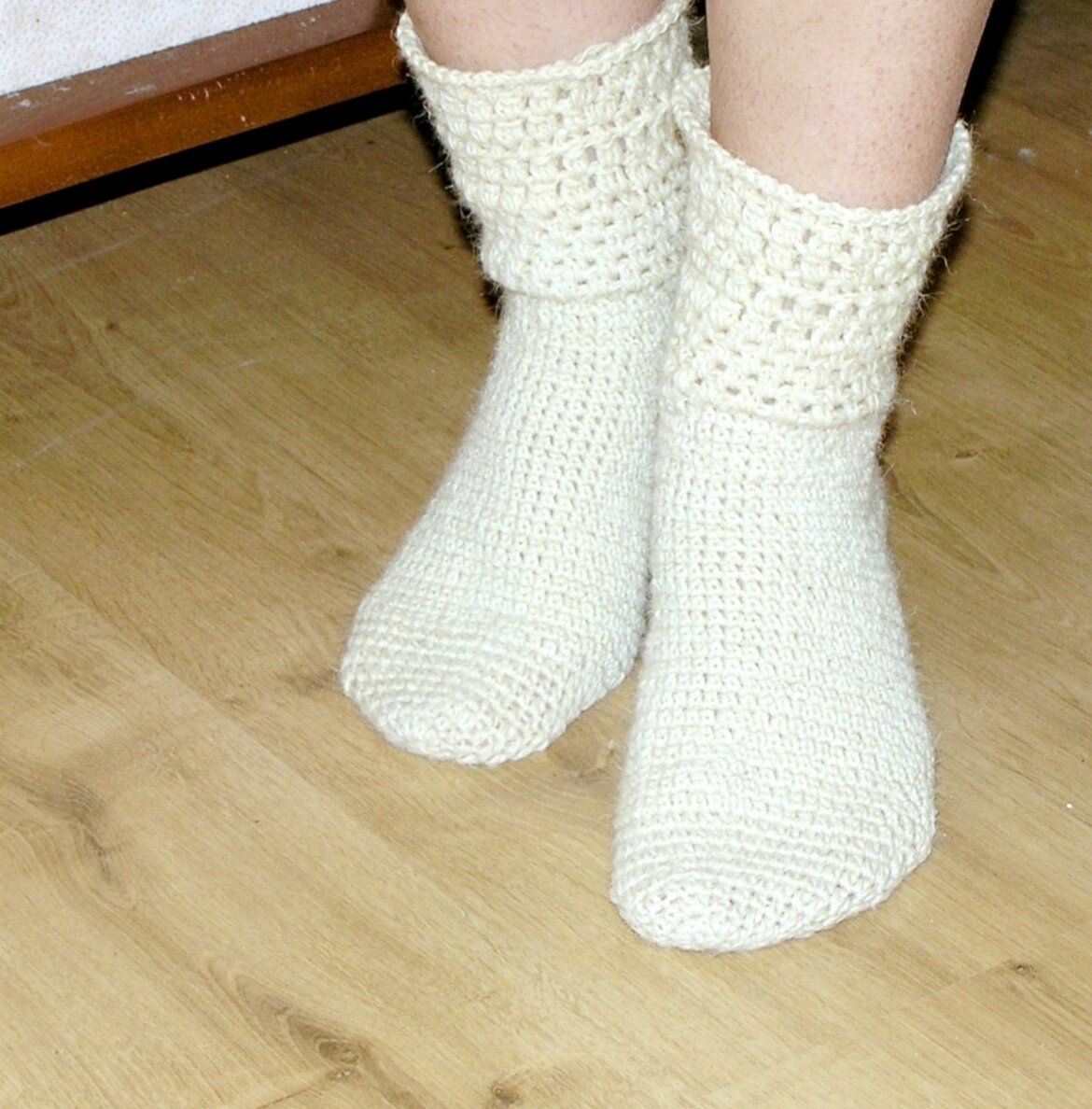 Шерстяные носки крючком с круговой пяткой по описанию В.Хуг