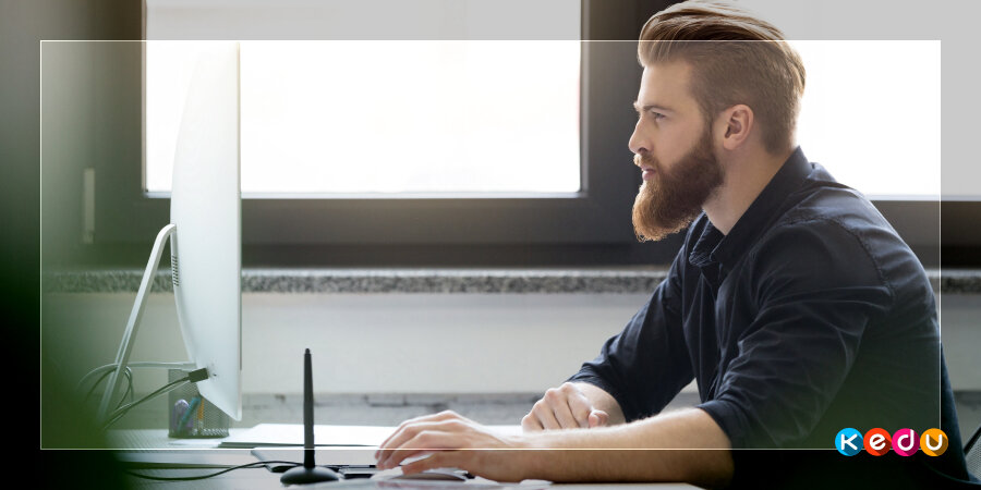  Designed by drobotdean/freepik