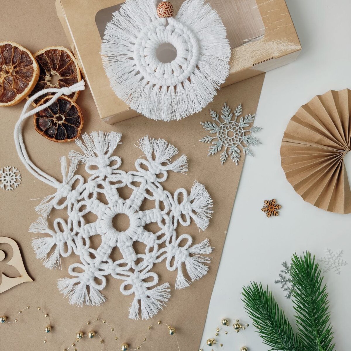 Снежинки макраме