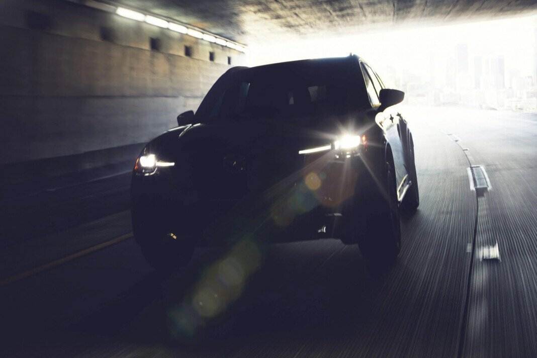Тизер новой Mazda CX-90